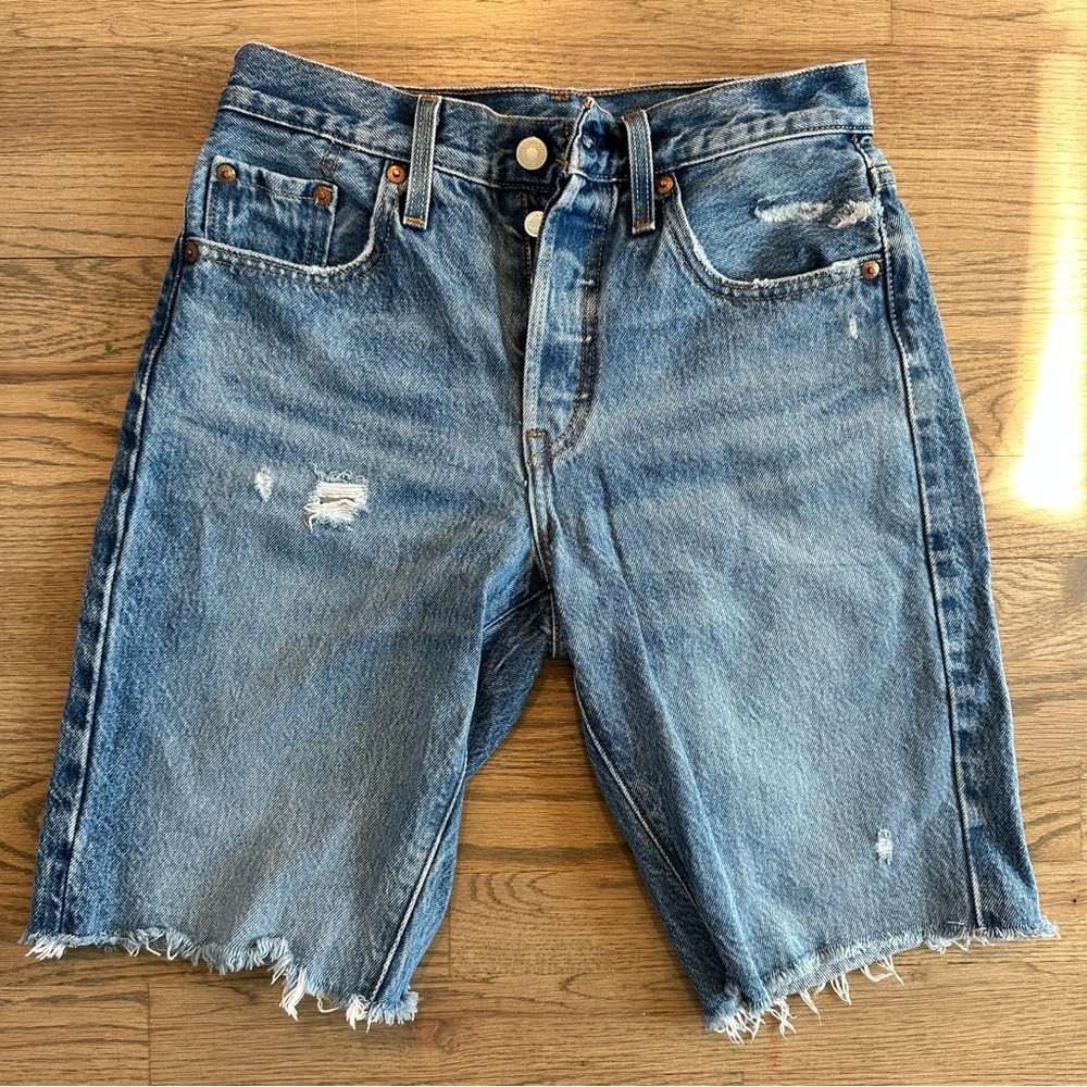 Levi's Classic Blue Women's Jean Shorts with Raw Hem